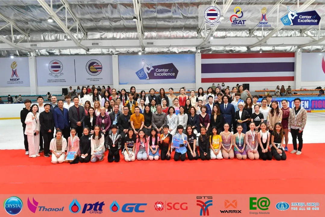 The Thailand Open Figure Skating Trophy 2023 brought together a wide range of people, including figure skaters, the executive team, and attendees.